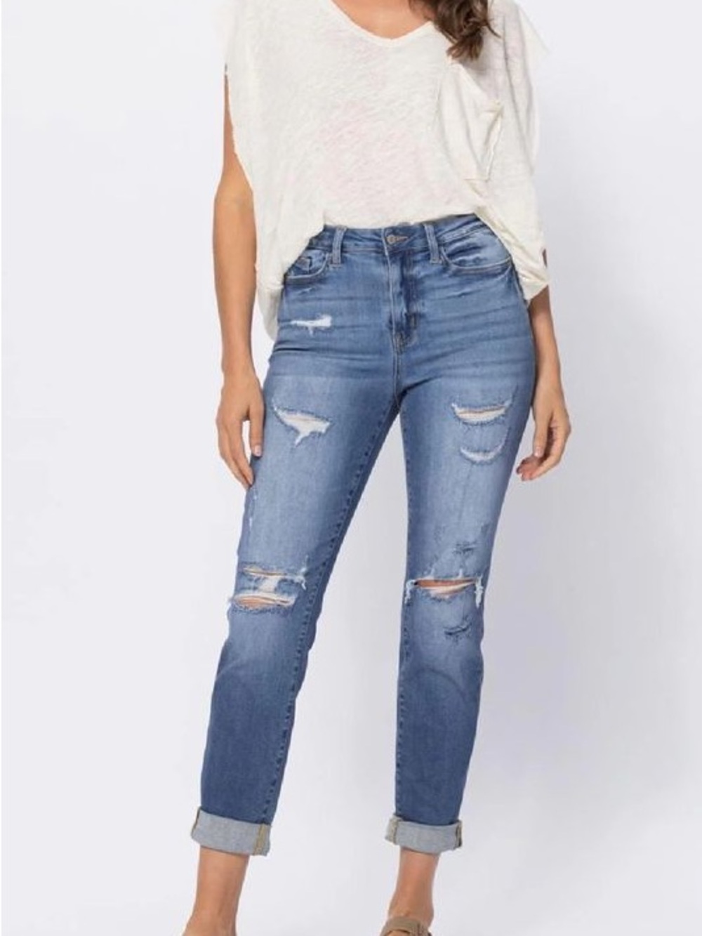 Judy Blue Light-Med Wash Distressed Boyfriend Jeans
